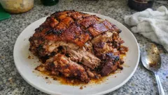 Cerdo al horno navideño con ají panca: jugoso por dentro y piel crujiente