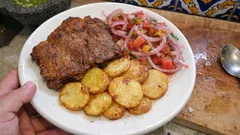 Malaya frita peruana: falda de res suave por dentro y doradita por fuera