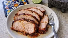 Lomo de cerdo al horno jugoso: marinado con paprika, ajo y orégano