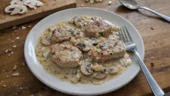 Solomillo de cerdo en salsa cremosa de champiñones: jugoso y sin complicarte